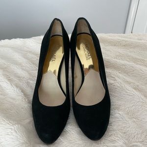 Michael Kors suede pumps size 7